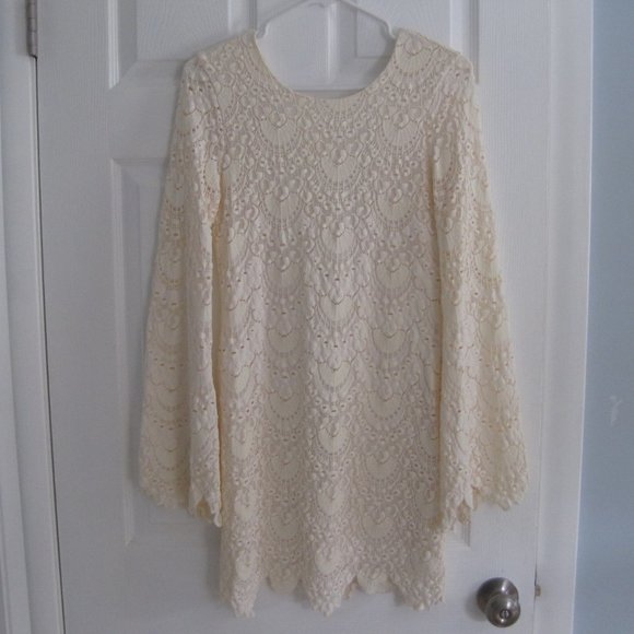 Nightcap Ivory Cream Lace Mini Dress Deep V Back Ecru Long Sleeves XS NWT - Picture 2 of 11